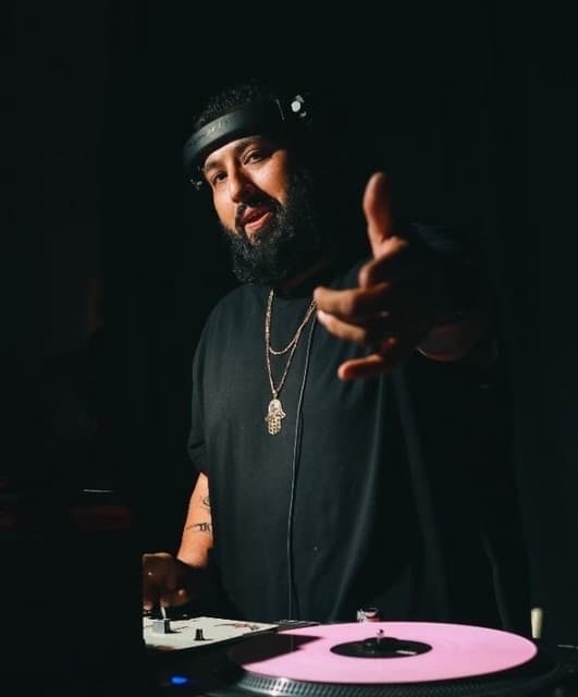 DJ Essence