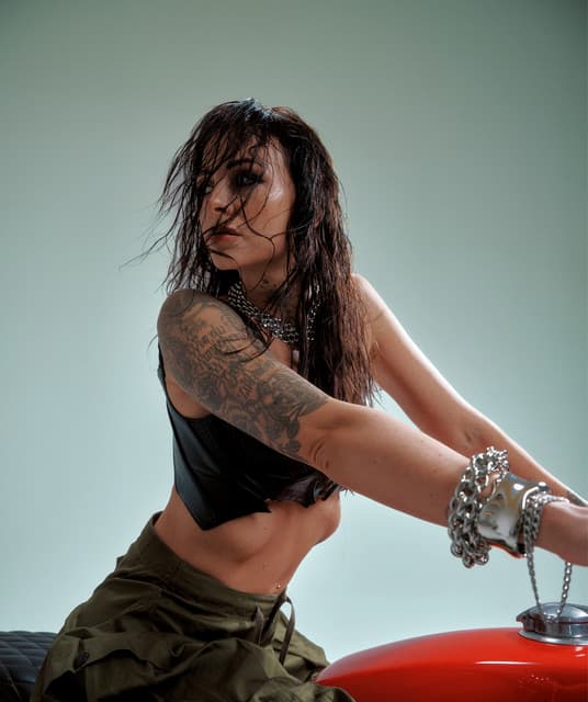 TANJA MIJU
