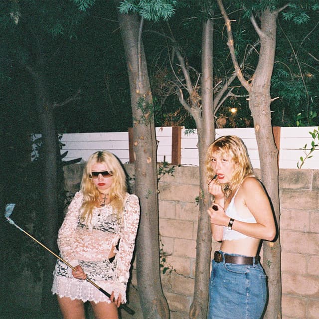 LAMBRINI GIRLS