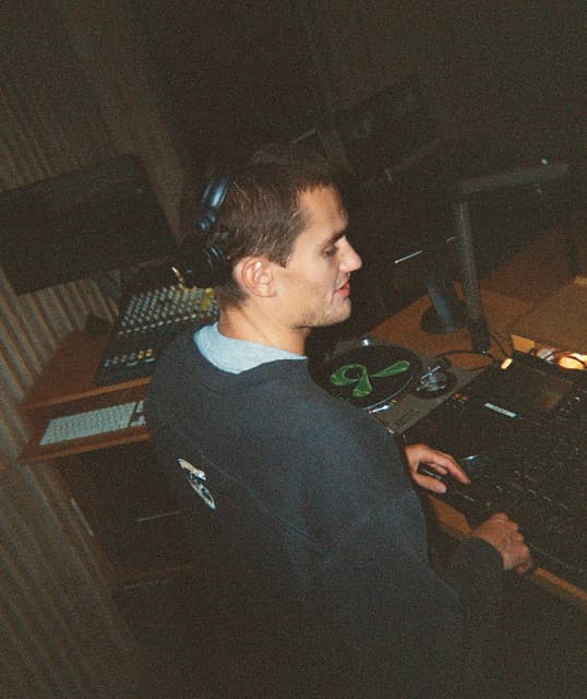 Toolate Groove