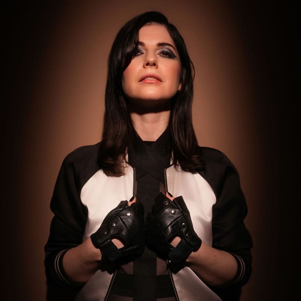 Roxanne de Bastion