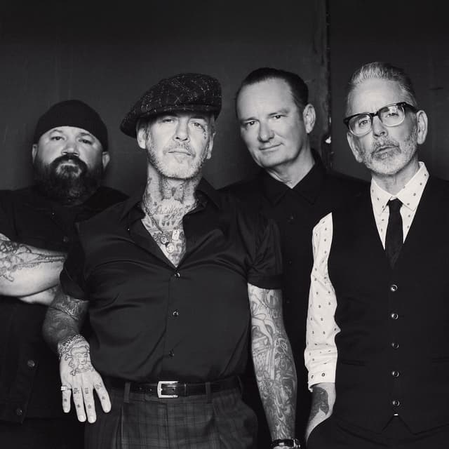 Social Distortion
