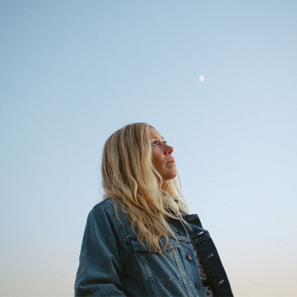 Ellie Holcomb