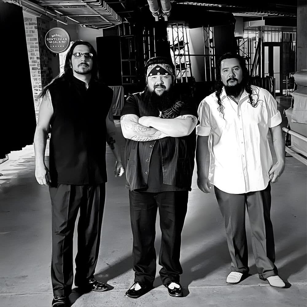 Los Lonely Boys