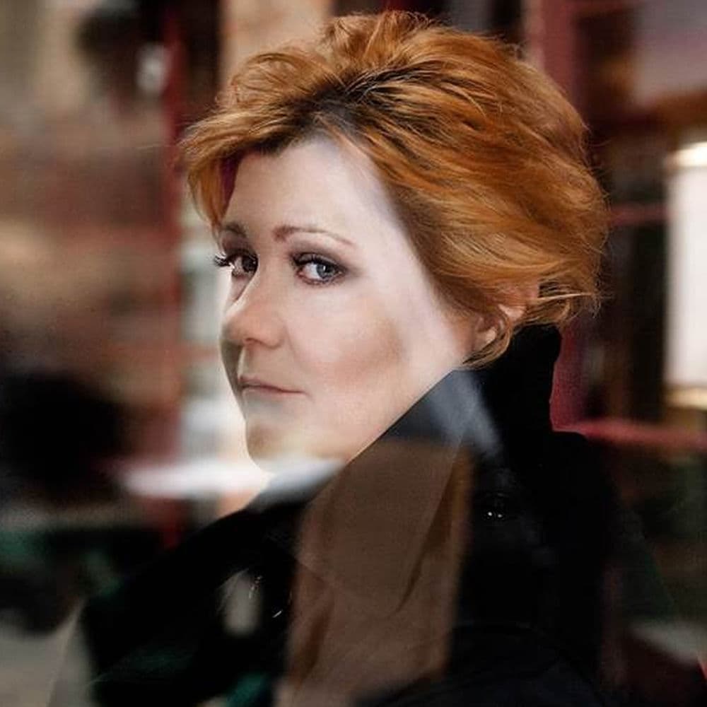 Lora Szafran