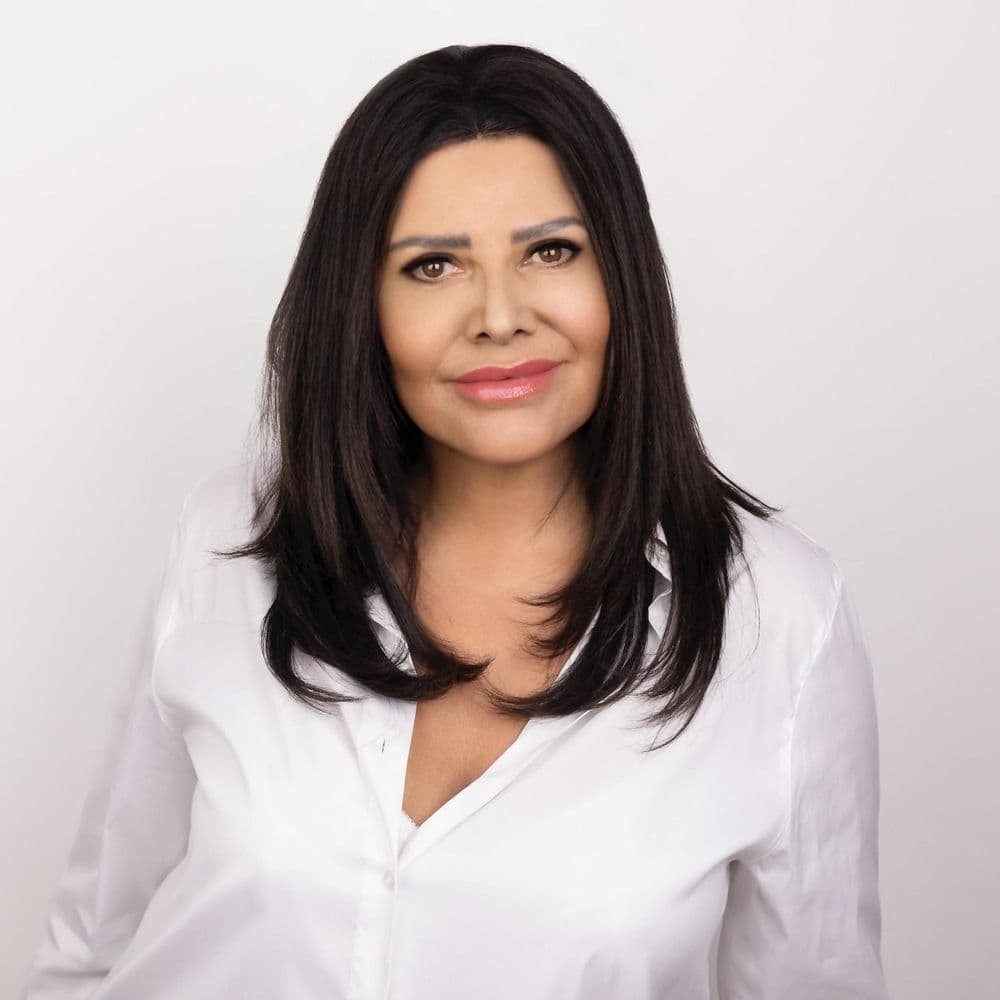 Ilona Csáková