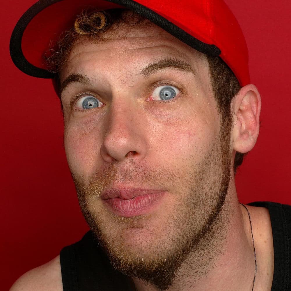 Ashley MacIsaac